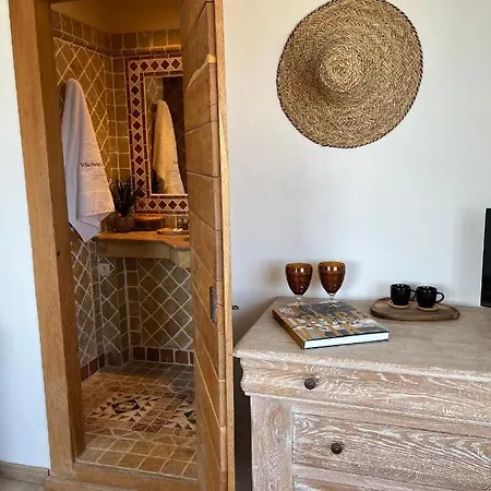 Hotel Paradis *