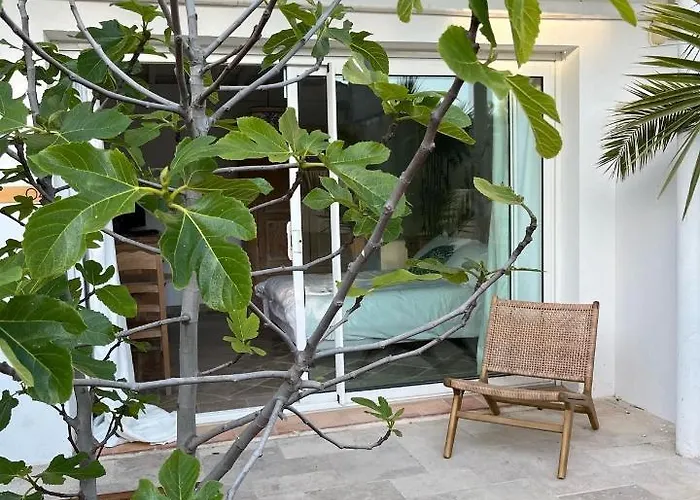 فندق Paradis لي إيسامبر